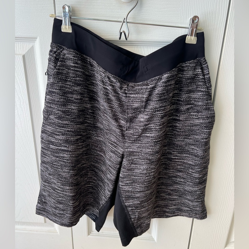 Lululemon THE Linerless 9” Shorts